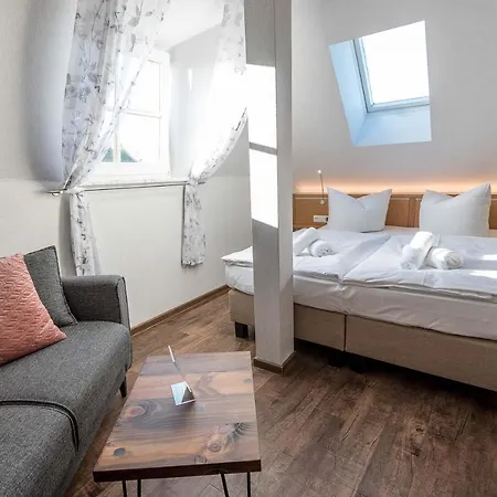 Hotel Kastanienallee 4*