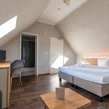 Hotel Kastanienallee 4*