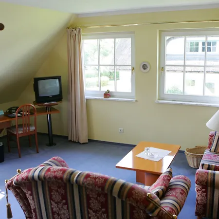 酒店 Kastanienallee 4*