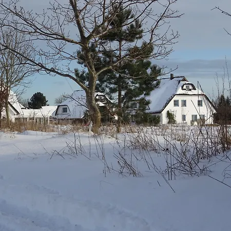 Отель Kastanienallee Путбус