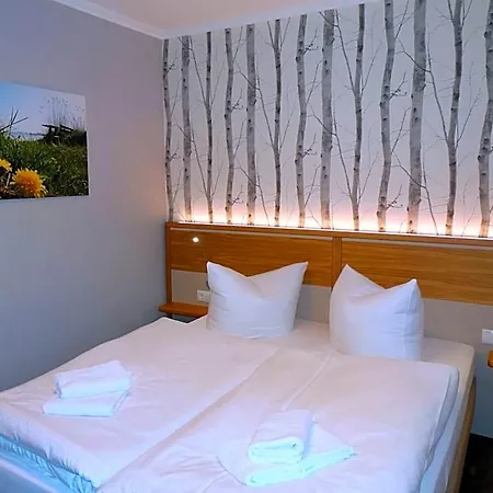 Kastanienallee Hotel 4*